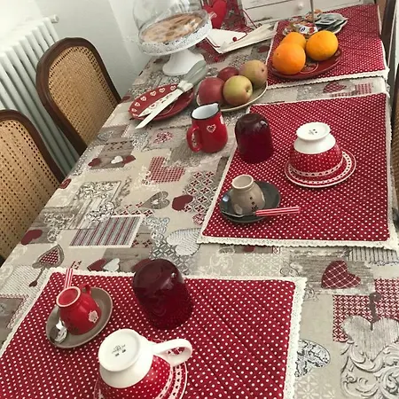 Affittacamere Tzia Costanza Guest house *