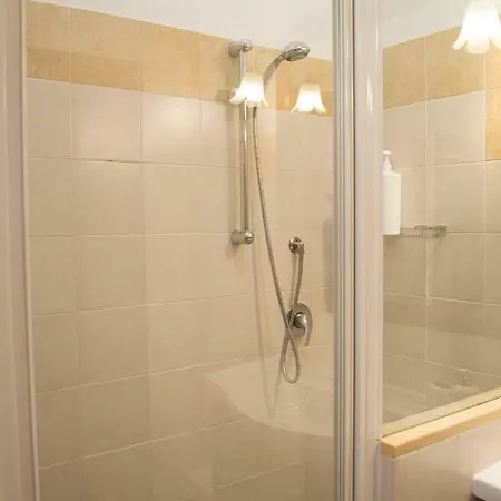 Guest house Affittacamere Tzia Costanza Nuoro (Sardinia)