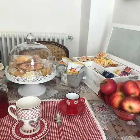 招待所 Affittacamere Tzia Costanza 努奥罗